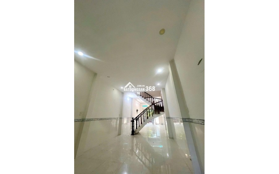 Chính Chủ bán gấp nhà mặt tiền Sơn Kỳ Tân Phú, DT 100m² SHR, giá chỉ 12.5 tỷ TL